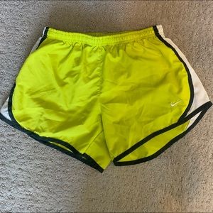Nike Shorts - Green